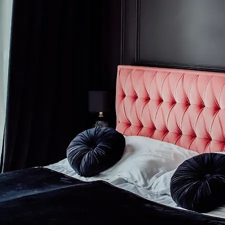 Arte Morwowa- Faktura Vat Garaz Διαμέρισμα *